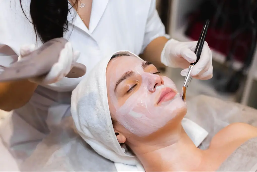 Medifacial vs salon facial
